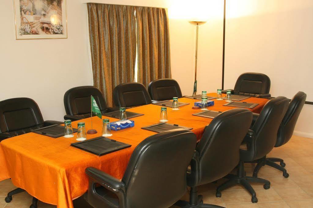 Dammam Hotell Exteriör bild